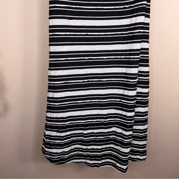 Medium Chalet Black White Layered Ruffle Sleeveless Tank Dress Shift Style - Picture 6 of 11